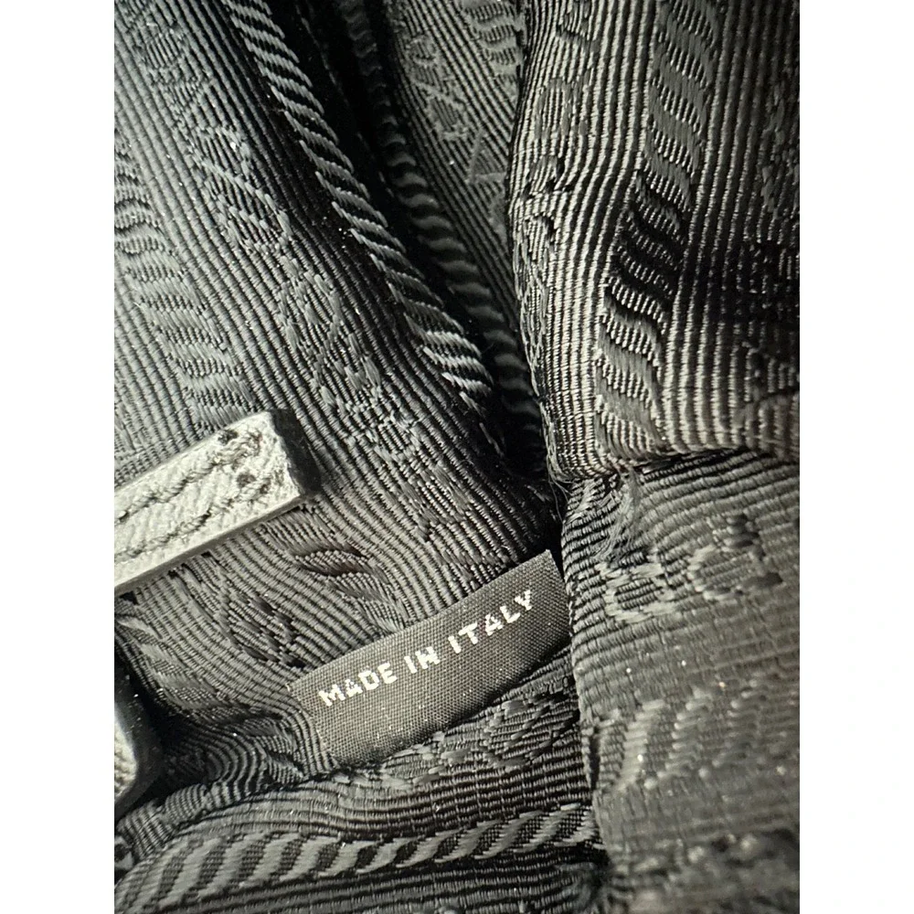 Prada usage no interior